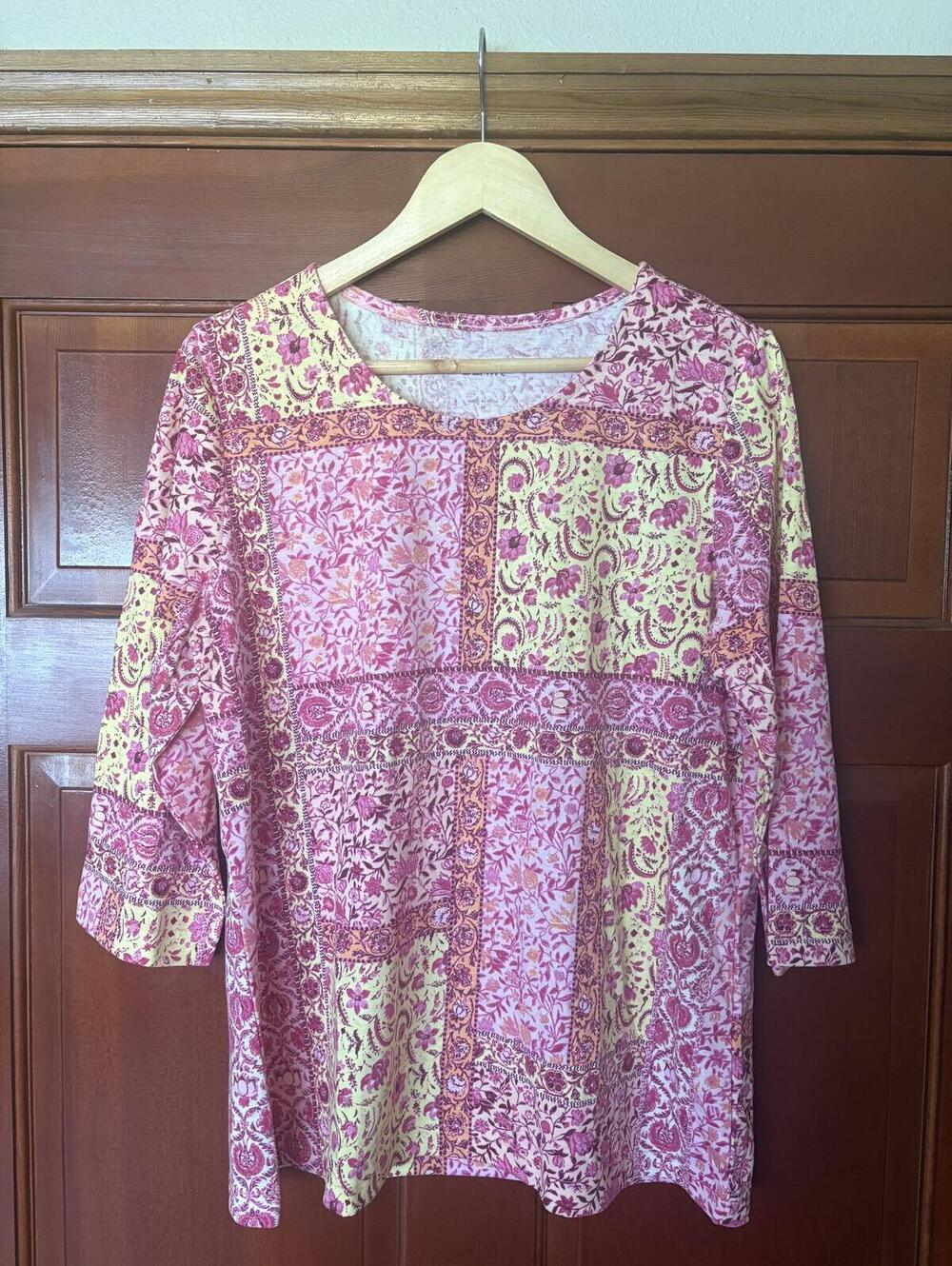 Blair Womens Patchwork Floral Tunic Top Size M Pink Green